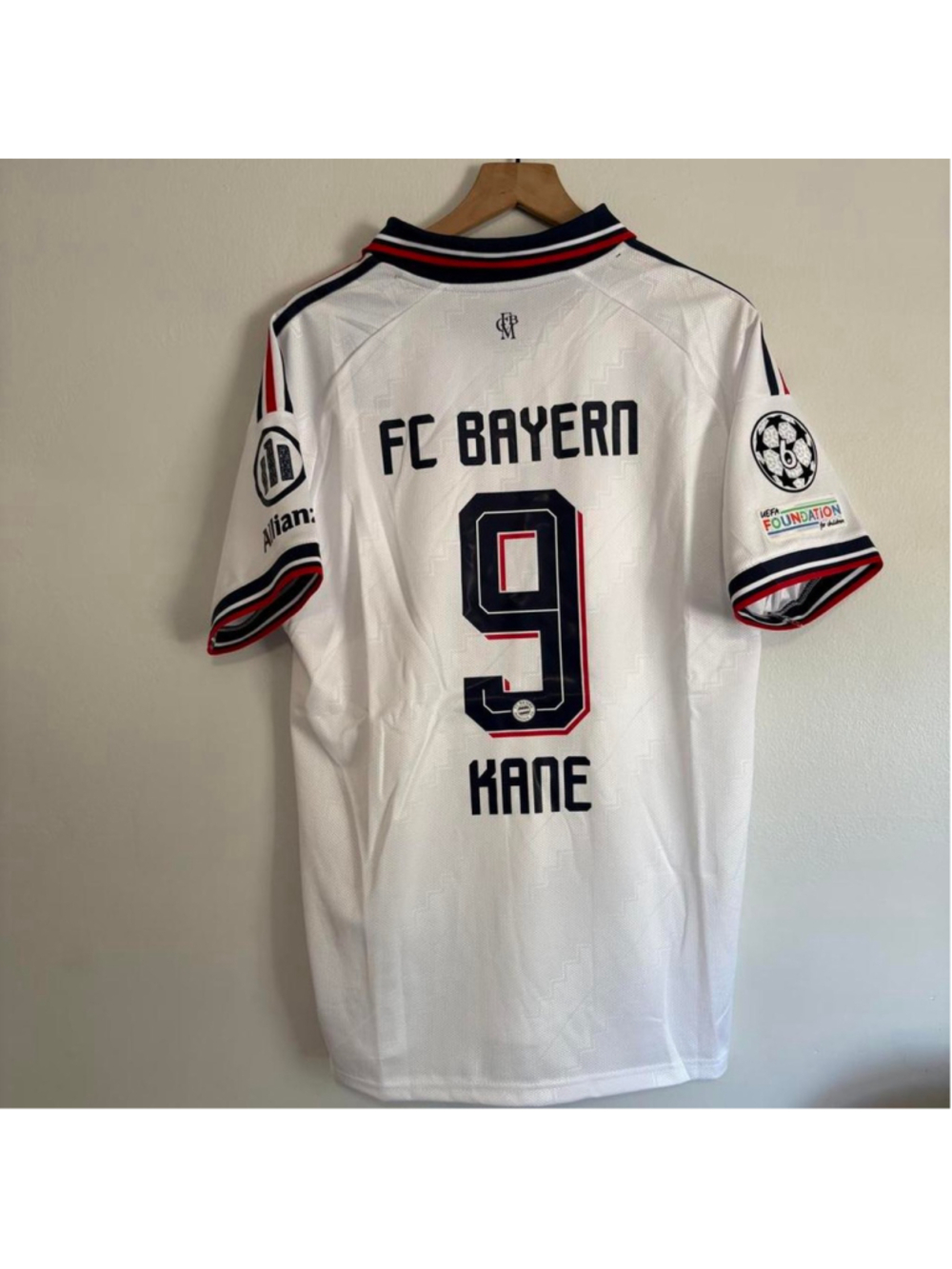 Fc Bayern Munich Away Shit Harry Kane 🏴
Standard fit